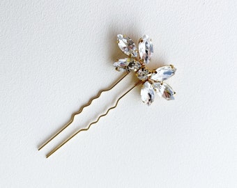 Gold wedding hair pin, Simple bridal hair piece, Minimalist hair pin, Crystal hair pin, Small hair piece, Hair pin for bride,