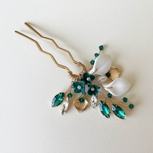 Emerald clay flower and leaf hair pin, bridal hair piece, wedding hair pin image 3