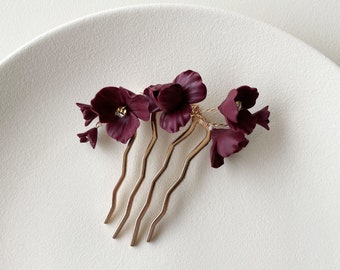 Burgundy flower bridal hair piece, gold wedding hair comb, maroon floral hair accessory, hair pin for bride