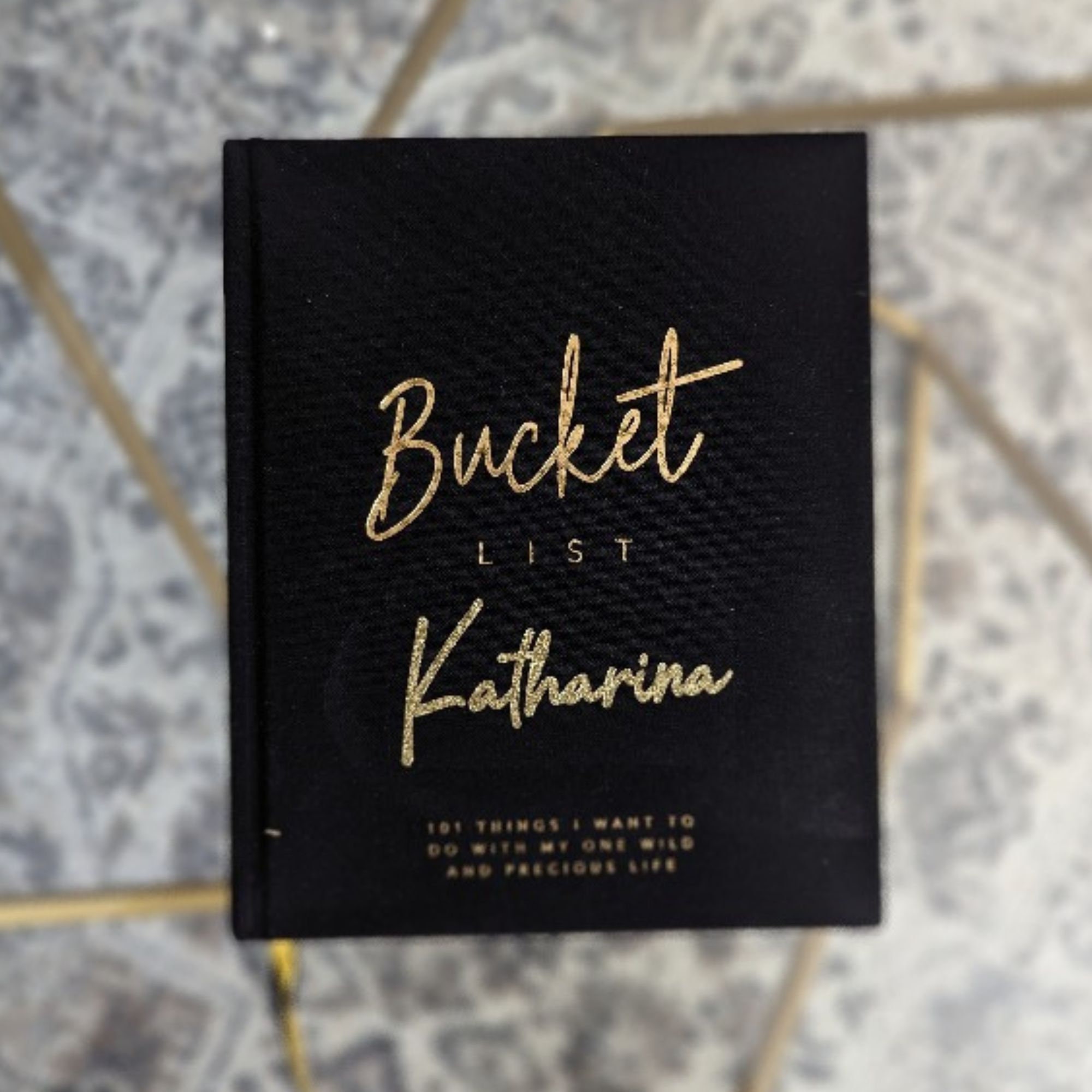 Bucket List Journal, 101 Things I Want to Do. | Black