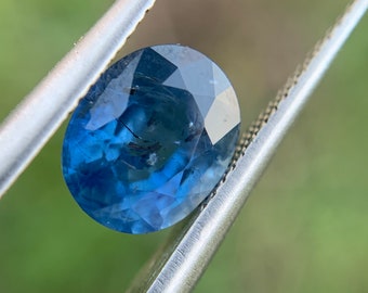 Saphir Bleu Naturel De Madagascar – 4,8 X 3,5 Mm – 0,38 Ct – Chauffé