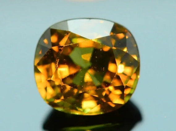 Crisoberillo (chrysobéryl) Changeant Vert Naturel 3,11 Carats Certifié CISGEM Milan - Gemme Rare Non Traitée