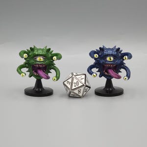 ECCO! Una miniatura Spectator! Dipinta a mano o con primer - Miniature D&D / TTRPG - Resina 14k stampata in 3D per dettagli ultra-fini!