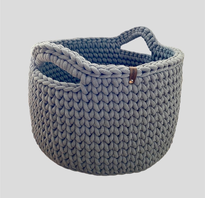 Crochet basket XL round with handles, large, storage, decoration, laundry basket different colors available image 3