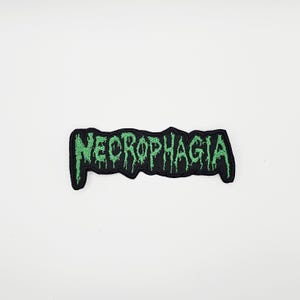 Necrophagia grön logotypformad kant broderad lapp