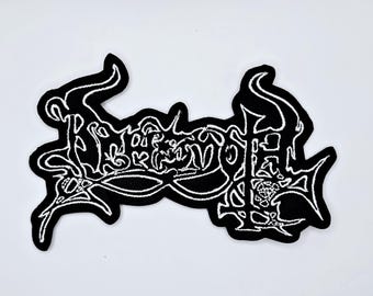 Parche bordado con borde en forma del antiguo logotipo blanco de Behemoth