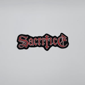 Sacrifice Röd och Vit Logotypformad Broderad Tygmärke