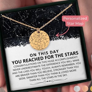 Aangepaste sterrenkaart afstuderen ketting cadeau voor afgestudeerde aangepaste High School College afstuderen cadeau sieraden voor haar dochter kleindochter BFF