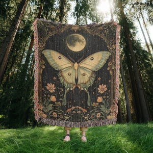 Witchy Luna Moth Blanket, Cottagecore Dark Academia Throw, Goblincore Tapestry, Witchy Decor Picnic, Moth and Moon Gift for Mystical Lovers