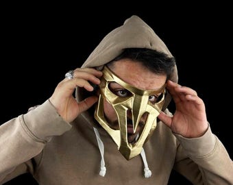 Handmade Reaperr Mask: Eco-Friendly Cosplay Mask with Color Option