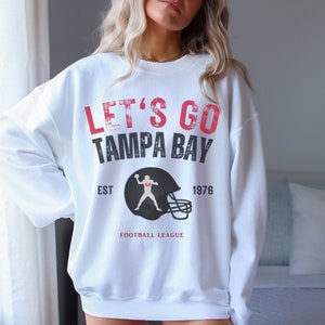 Tampa Bay Buccaneers vintage crewneck women&#39;s sweatshirt