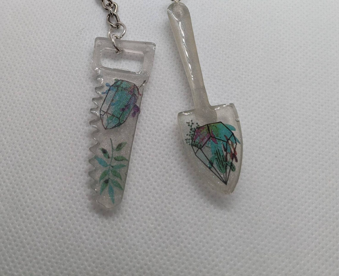Showel Keychain Saw & Shovel Diamond Keychain Set - Etsy