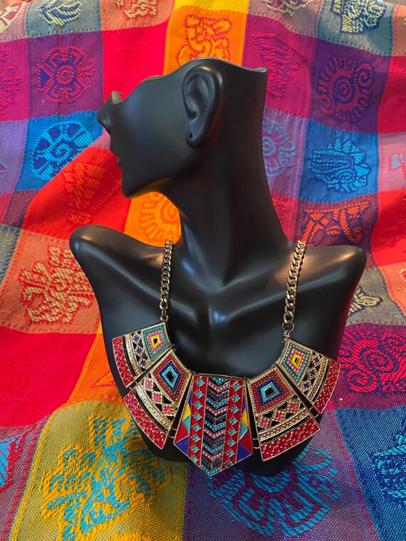 Colorful beaded gold tone necklace