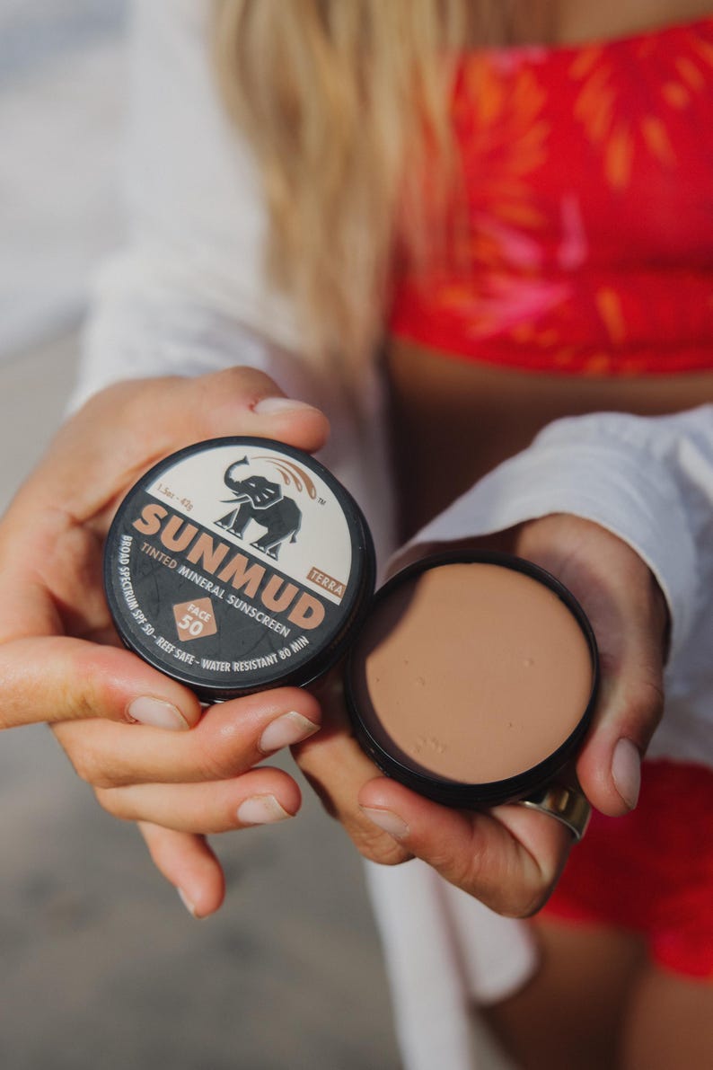 SUNMUD Brand Mineral Sunscreen SPF 50, Broad Spectrum, Non-nano Zinc, Reef Safe, Eco-friendly, Water Resistant, Tinted Organic in Travel Tin image 4