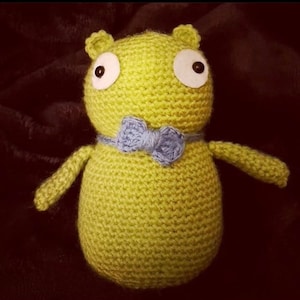 Kidrobot X Bob's Burger Kuchi Kopi 7 Inch Glow In The Dark Medium Figure Green Kittlcg005gid