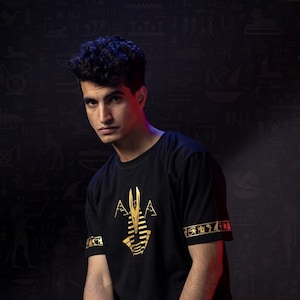 Anubis T-shirt, Ancient Egypt T-Shirt Graphic, Egyptian cotton, Gift T-shirts for Men and Women.
