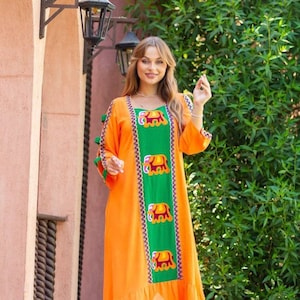 Bestickter Kaftan aus ägyptischer Baumwolle: Exotic Comfort Wear