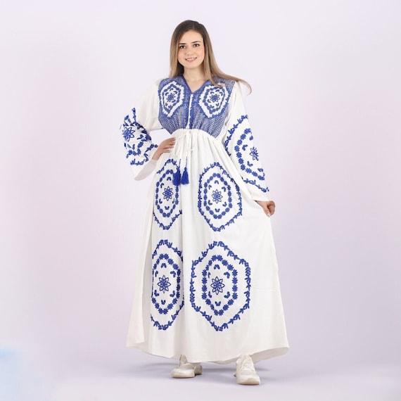 Elegant kaftan hotsell
