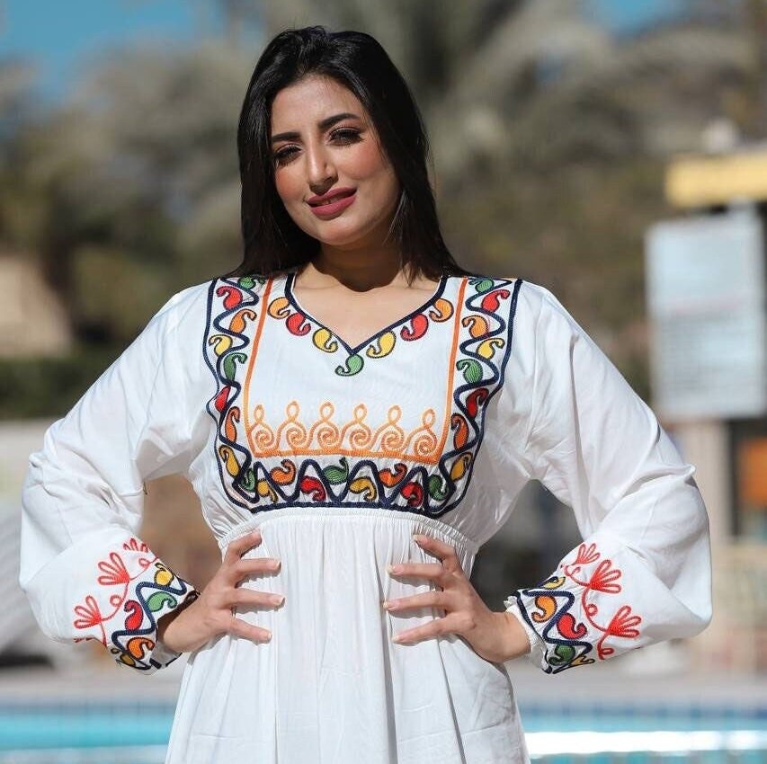 Abbigliamento white hotsell