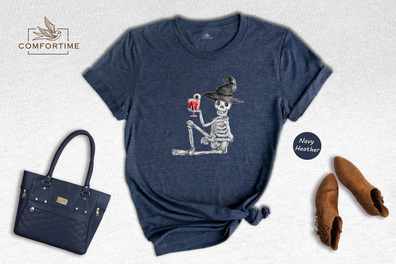 Skeleton Drinking Wine T-Shirt, Halloween Party Tee immagine 7