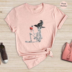 Skeleton Drinking Wine T-Shirt, Halloween Party Tee immagine 6