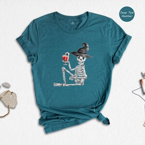 Skeleton Drinking Wine T-Shirt, Halloween Party Tee immagine 5