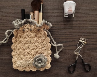 Brown floret crochet bundle pocket
