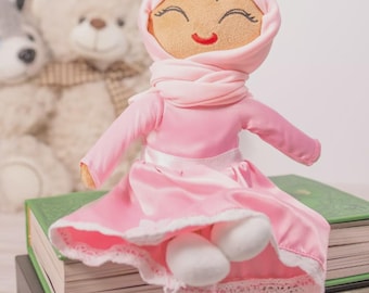 Handgemaakte hijabi-pop, bescheiden islamitisch cadeau voor kinderen, Eid-cadeau