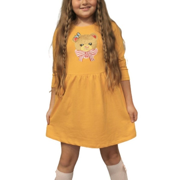 Wear Sierra Little Girl Dress Robe à manches longues avec fourrure douce Ours Scoop Neck Dress Robe à rayures blanches Robe 3-7 ans Filles Vêtements de bébé