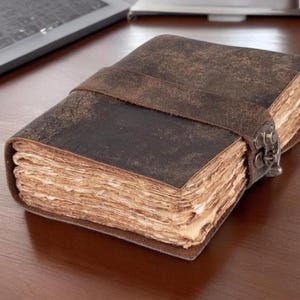 Diario in pelle vintage - Libro degli incantesimi vuoto delle ombre, diario Grimoire, quaderno di scrittura di viaggio, carta con bordo frastagliato, chiusura con lucchetto di tipo C