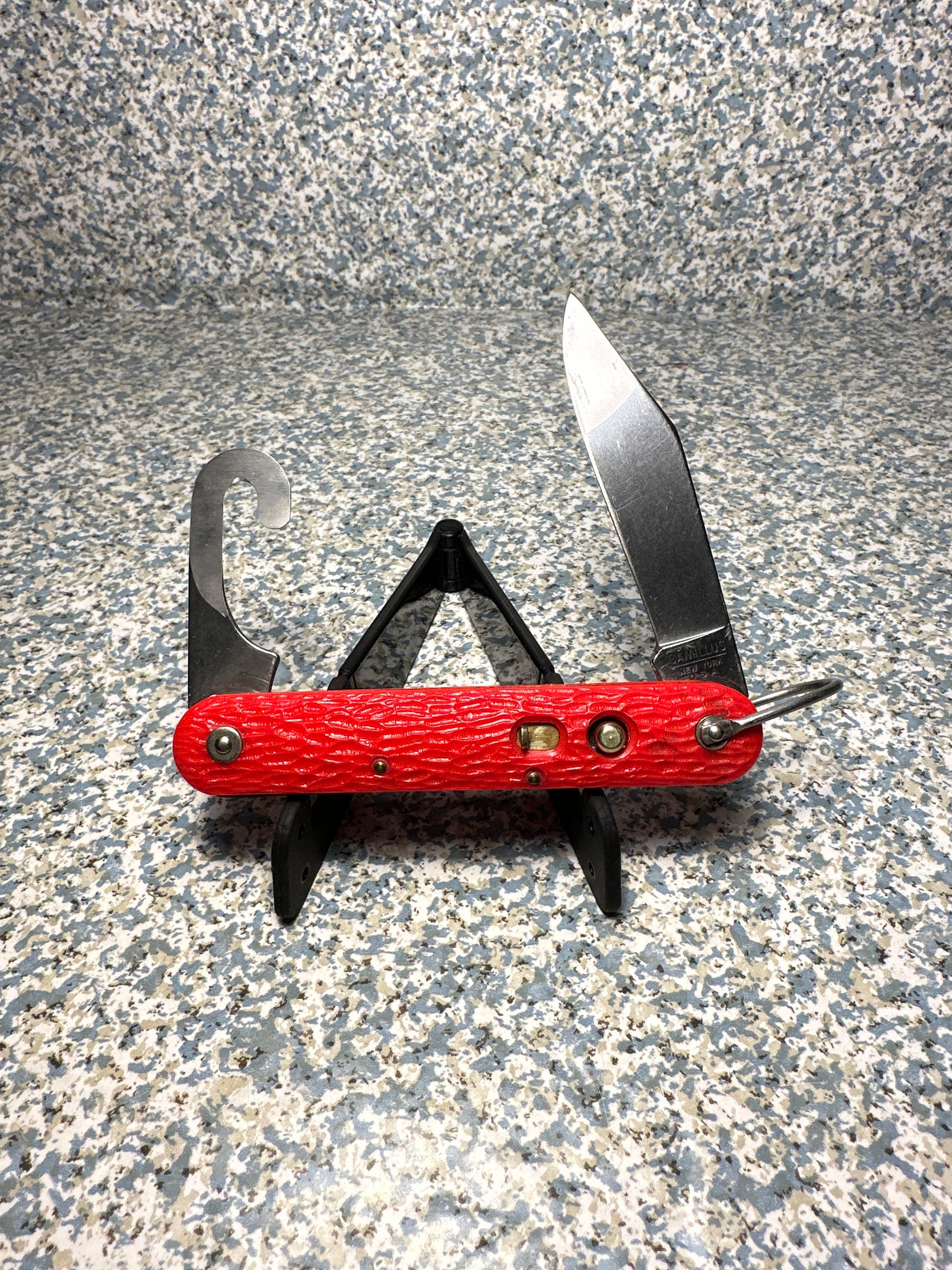 Camillus Paratrooper Knife
