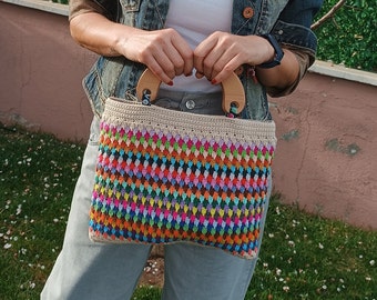 Handmade Handbag with Magnet Lock, Vintage Handbag, Hand Knitted Handbag with Wooden Handle, Hand Knitted Tablet Bag