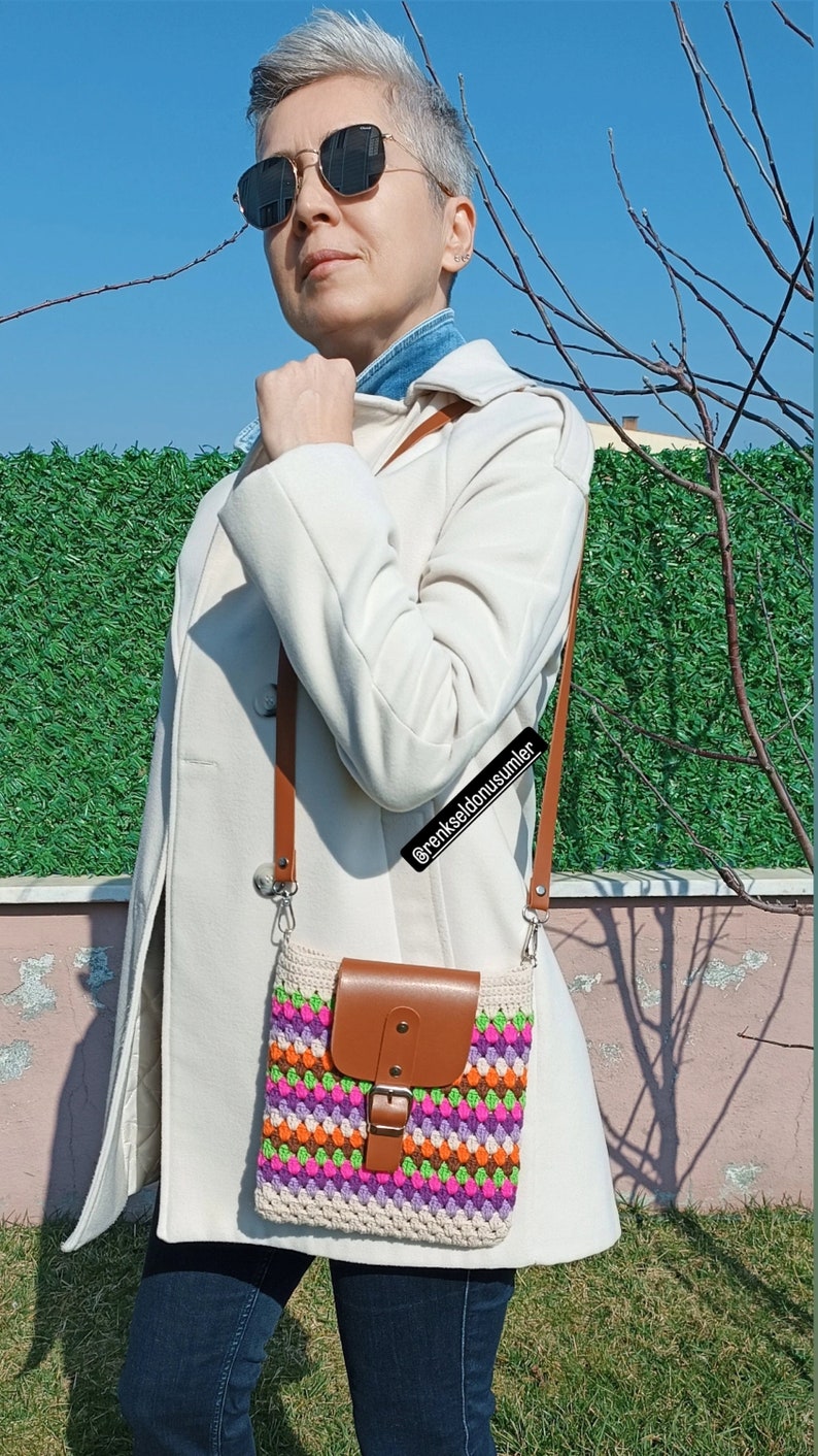 Colorful Hand Knitted Mini Bag, Crochet Mini Bag, Phone Bag, Crossbody Bag, Brown Crocheted Granny Square Mini Bag zdjęcie 10