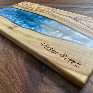 Personalized Custom Charcuterie Board, Personalized Cutting Board, Cheese Board, Kitchen and Dining, Epoxy Resin Art, New Home Gift