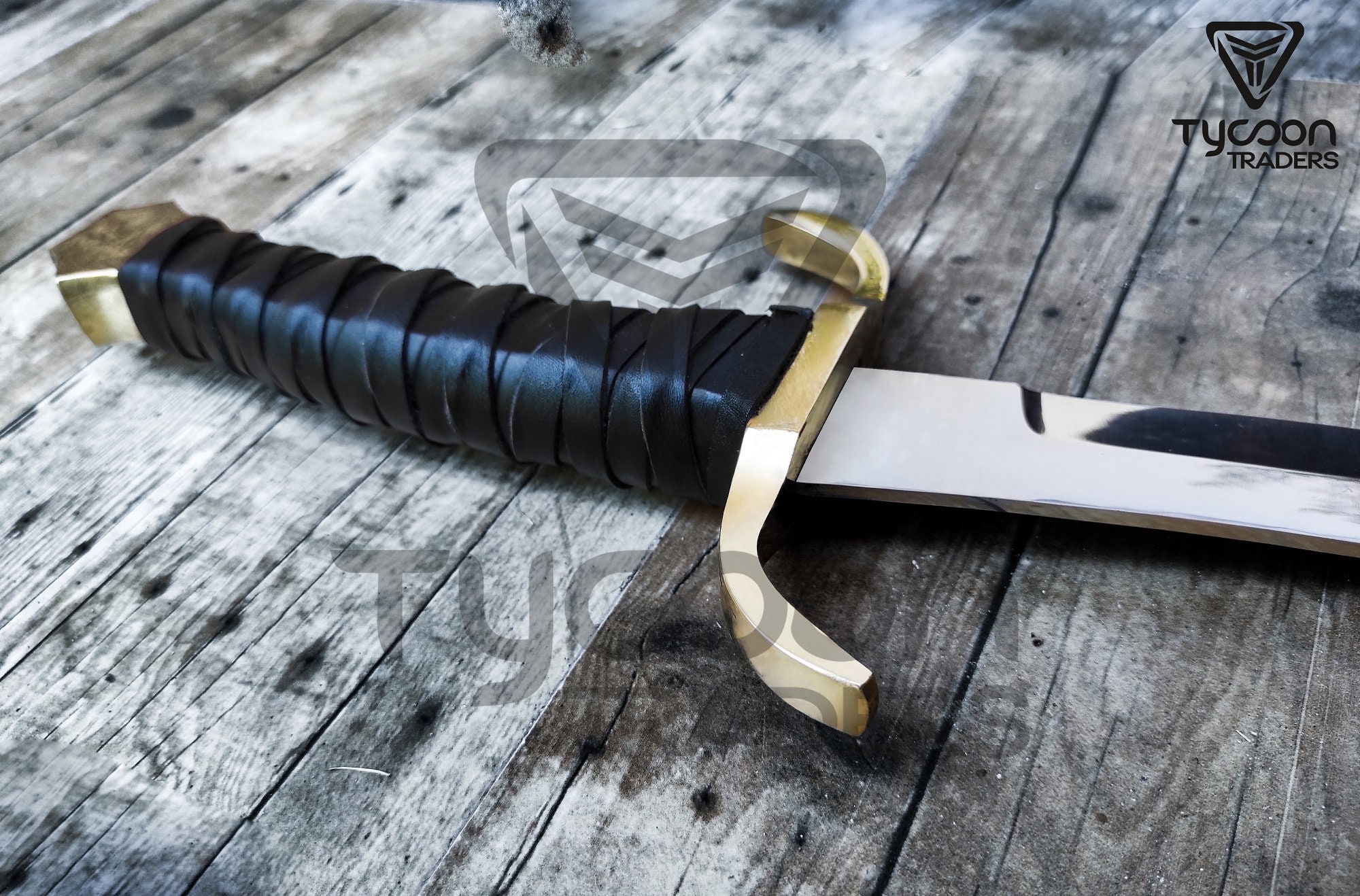 Scimitar / Butcher Knife — Horn & Heel