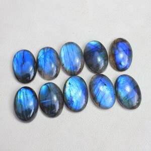 Blue Flash Labradorite Cabochon: Oval Gemstone for Jewelry Making (20X30X6 MM, AAA++)