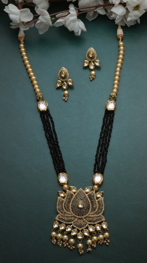 Lotus design hotsell jewellery