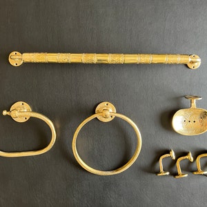 Set Accessori Bagno, Set Bagno in Ottone, Portasalviette, Portasciugamani, Porta Carta Igienica, Portasapone e 4 ganci portasalviette