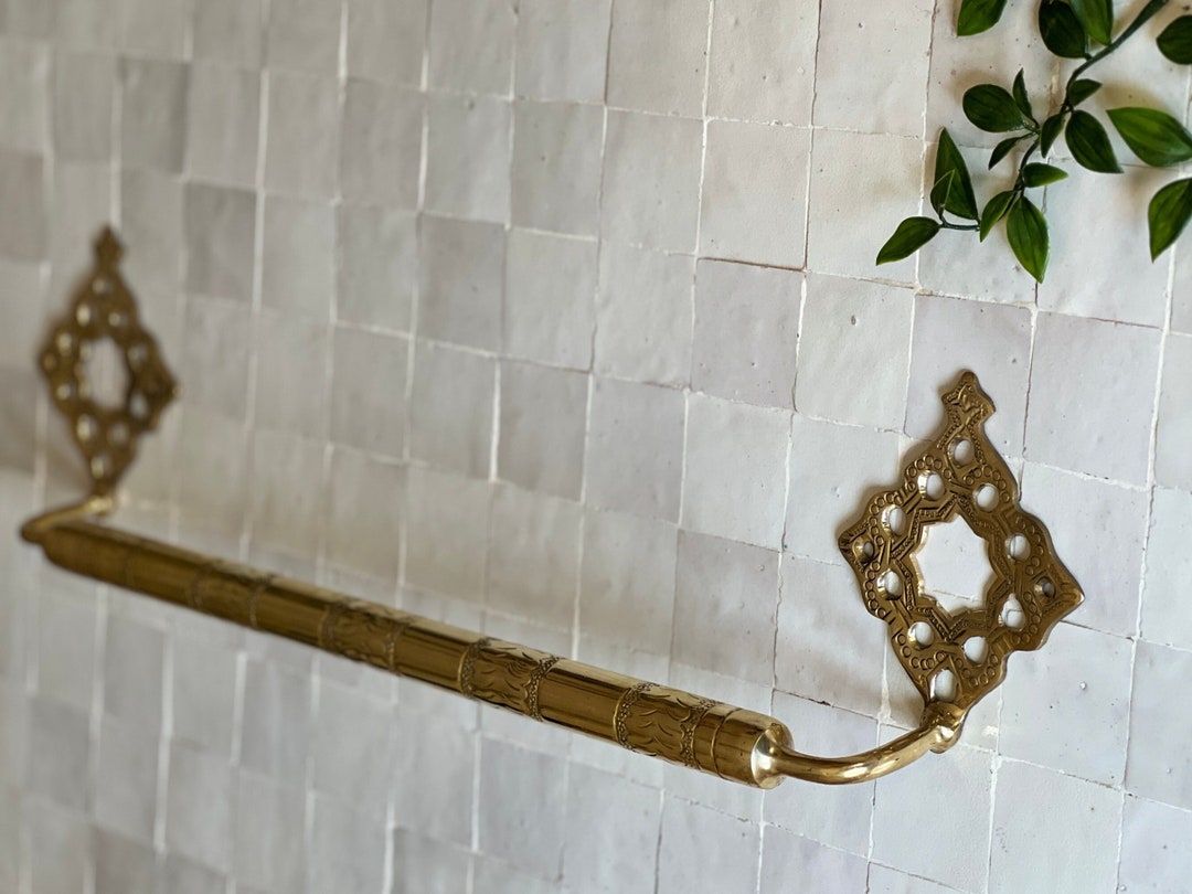 Best HD Pictures about  Antique Brass Towel Bar  with No AI Images