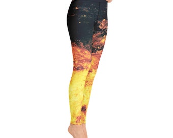 Printed women's leggings with wave motif and high waistband