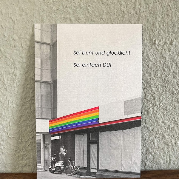 Postkarte schwarzweiß und Regenbogen Berlin