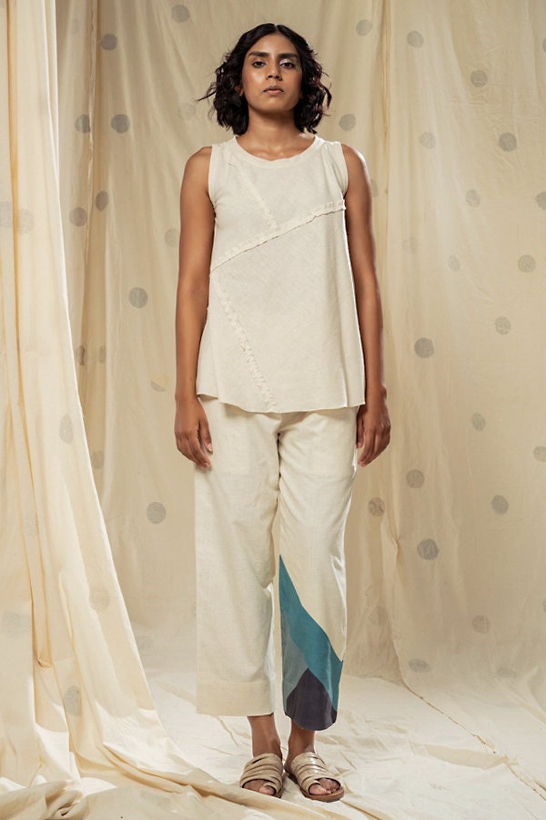 Hand Woven - Hand Spun Organic Khadi Sleeveless Free Size Co