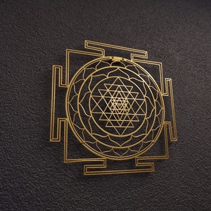 Sri Yantra Heilige Geometrie Metall Wanddekor, Heilige Geometrie Metall Wanddekor, spirituelle Dekoration, Mandala Wandkunst, Yoga Geschenk, Housewarming Geschenk
