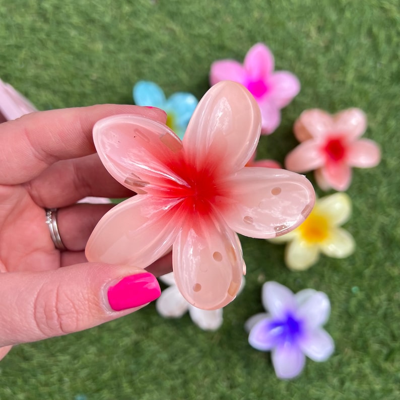Large Pastel Hibiscus Claw Hair Clips Matt for Thick Hair, Daisy Cotton
