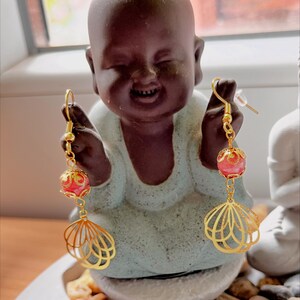 Gold-plated stainless steel earrings with natural stones