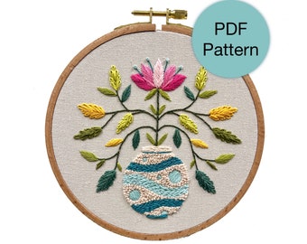 Handbroderimönster för vågblomvas - PDF direktnedladdning för avancerade nybörjare och medelsockrar
