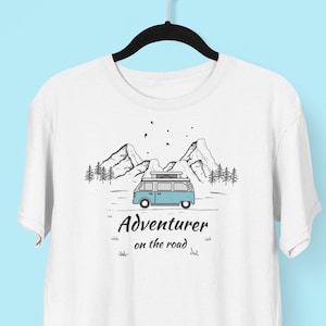 Adventure Vanlife T-Shirt | Vintage Camping Van Shirt | T-shirt personalized with name | Campervan Travel | Roadtrip with Camper