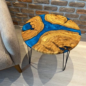 Personalized River Epoxy and Wood Coffee Table, Olive Wood and Epoxy Table, Custom Round Live Edge Resin Coffee Table, Rustic Coffee Table,