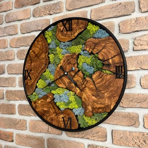 Handmade Moss Olive Tree Wall Clock: Metal Frame, Exotic Decor (50 CM)