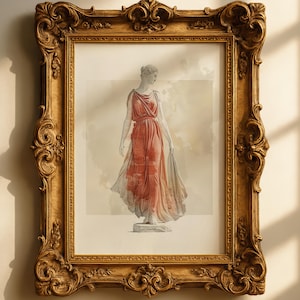 Könnte beinhalten: Gerahmtes Kunstwerk mit einem verzierten goldfarbenen Rahmen, das eine klassische Figur in einem fließenden roten Kleid darstellt. Das Kunstwerk ist eine Zeichnung oder ein Gemälde mit einem weichen, aquarellartigen Stil. Der Rahmen hat detaillierte Schnitzereien und eine Vintage-Ästhetik.
